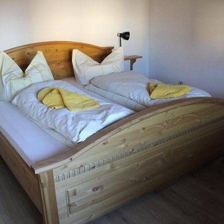 Hotel Garni Austermayer Traunreut Esterno foto