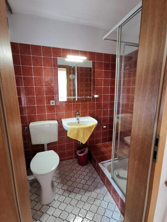 Hotel Garni Austermayer Traunreut Esterno foto