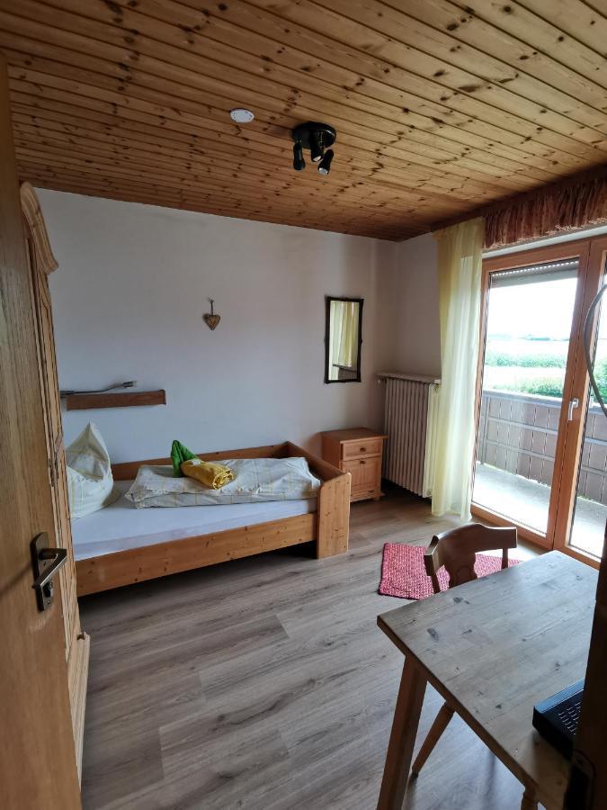 Hotel Garni Austermayer Traunreut Esterno foto