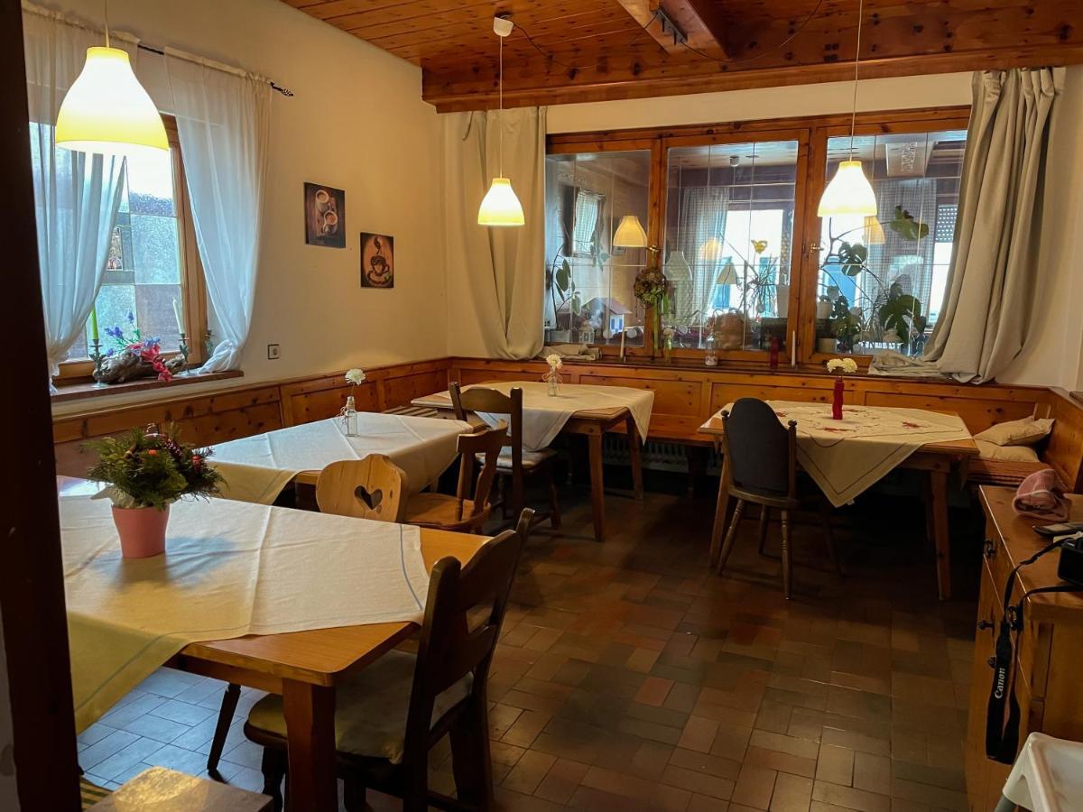 Hotel Garni Austermayer Traunreut Esterno foto